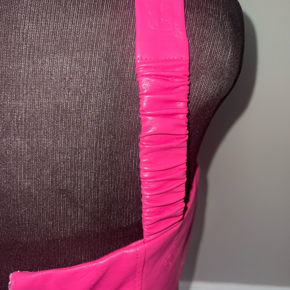 NEW Rotate Herlina Mini Dress Size 6 Fuchsia Faux Leather Square Neck Embossed - Picture 6 of 14